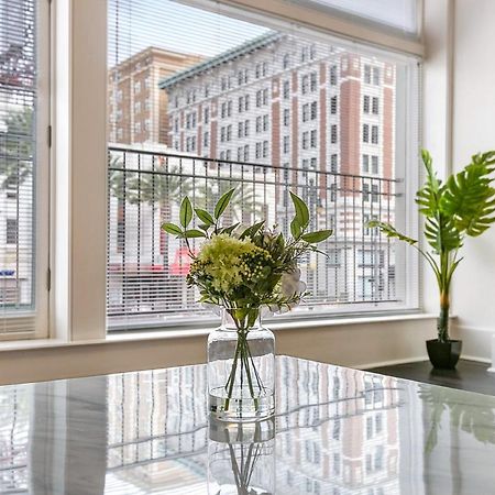 1 And 2 Bedroom Private Condos Steps Away From French Quarter 뉴올리언스 외부 사진