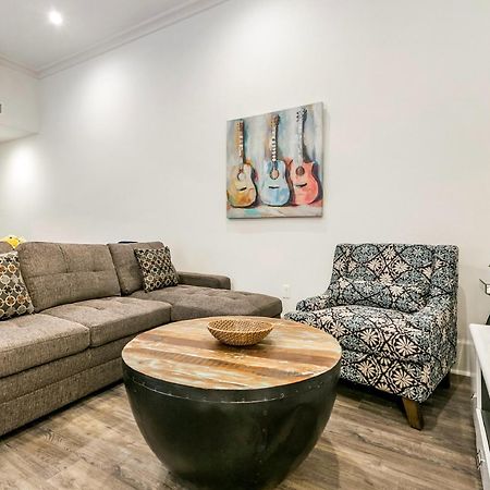 1 And 2 Bedroom Private Condos Steps Away From French Quarter 뉴올리언스 외부 사진