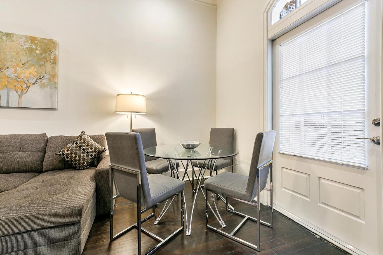 1 And 2 Bedroom Private Condos Steps Away From French Quarter 뉴올리언스 외부 사진
