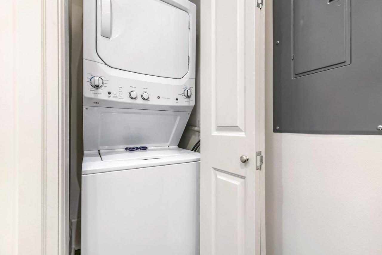 1 And 2 Bedroom Private Condos Steps Away From French Quarter 뉴올리언스 외부 사진
