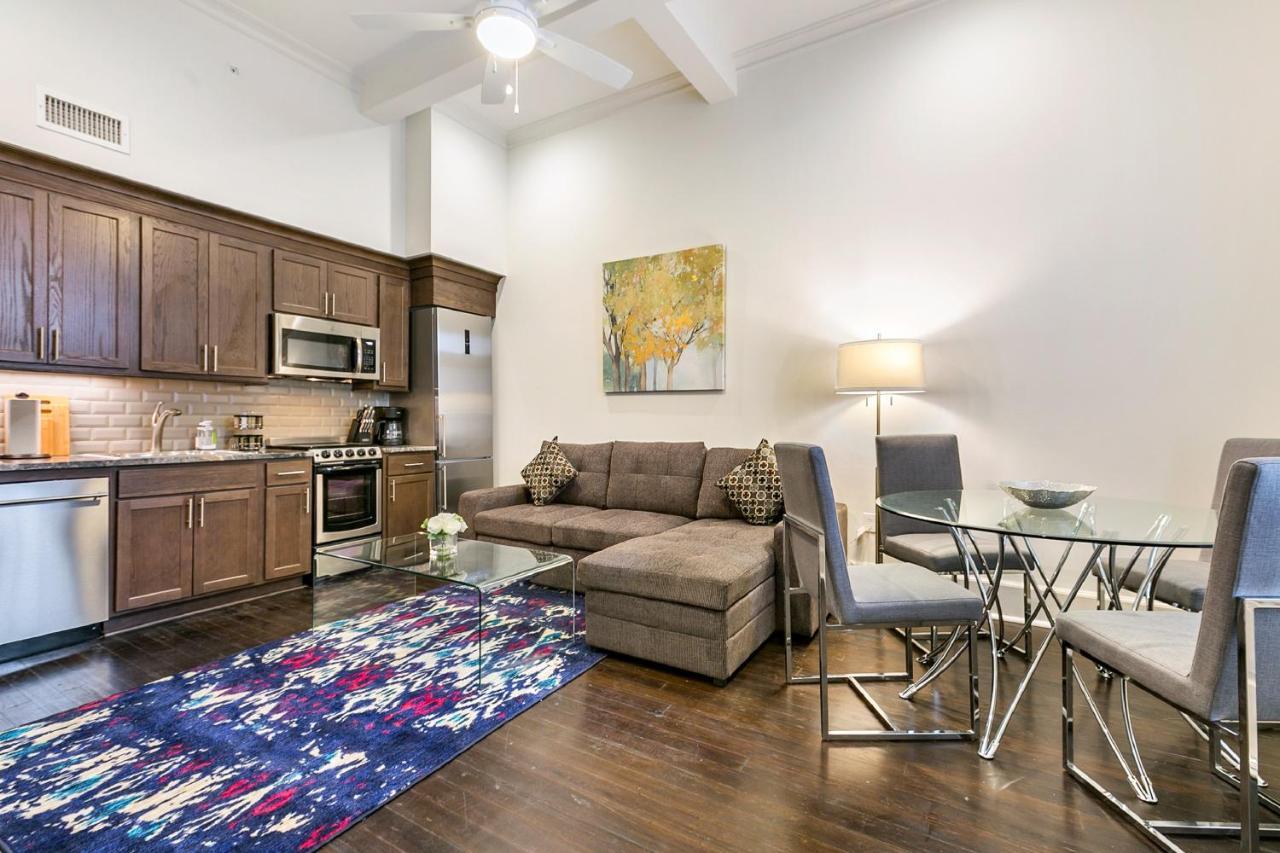 1 And 2 Bedroom Private Condos Steps Away From French Quarter 뉴올리언스 외부 사진