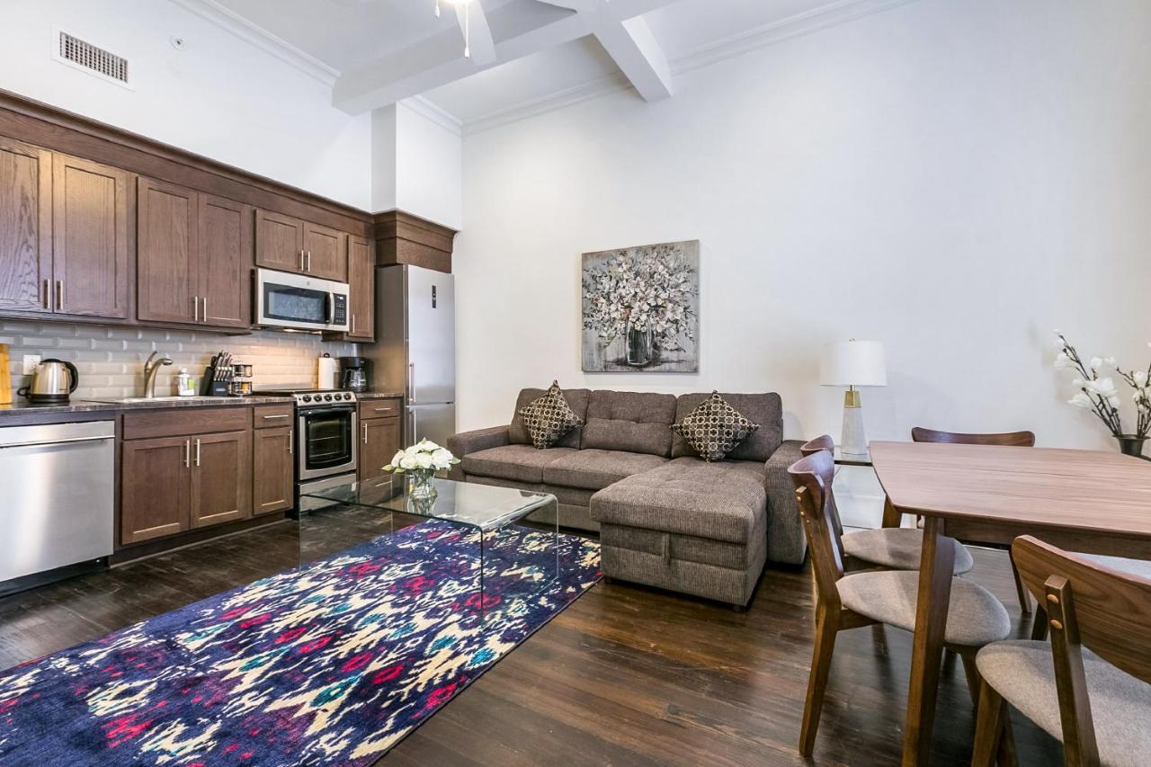 1 And 2 Bedroom Private Condos Steps Away From French Quarter 뉴올리언스 외부 사진