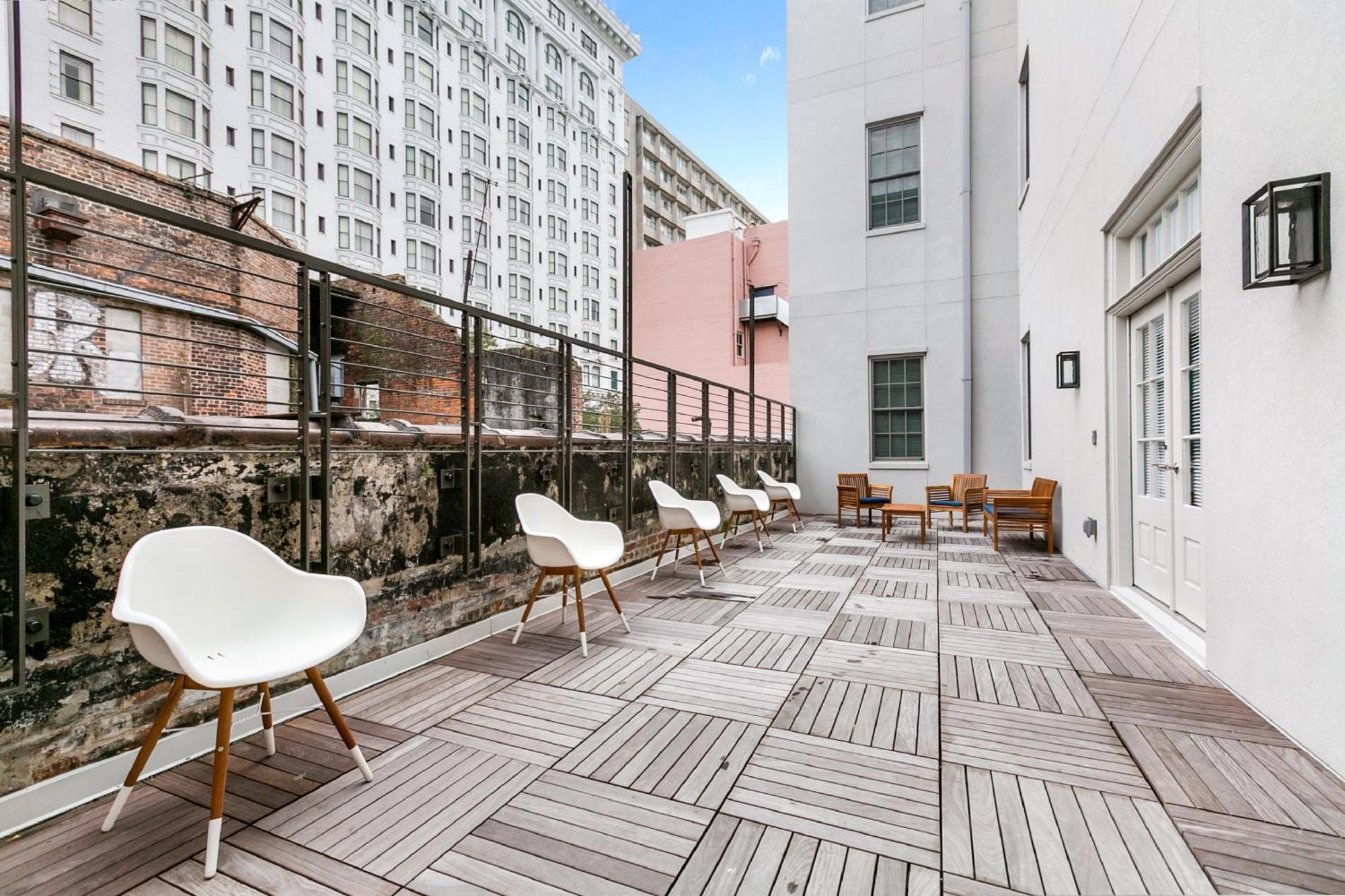 1 And 2 Bedroom Private Condos Steps Away From French Quarter 뉴올리언스 외부 사진