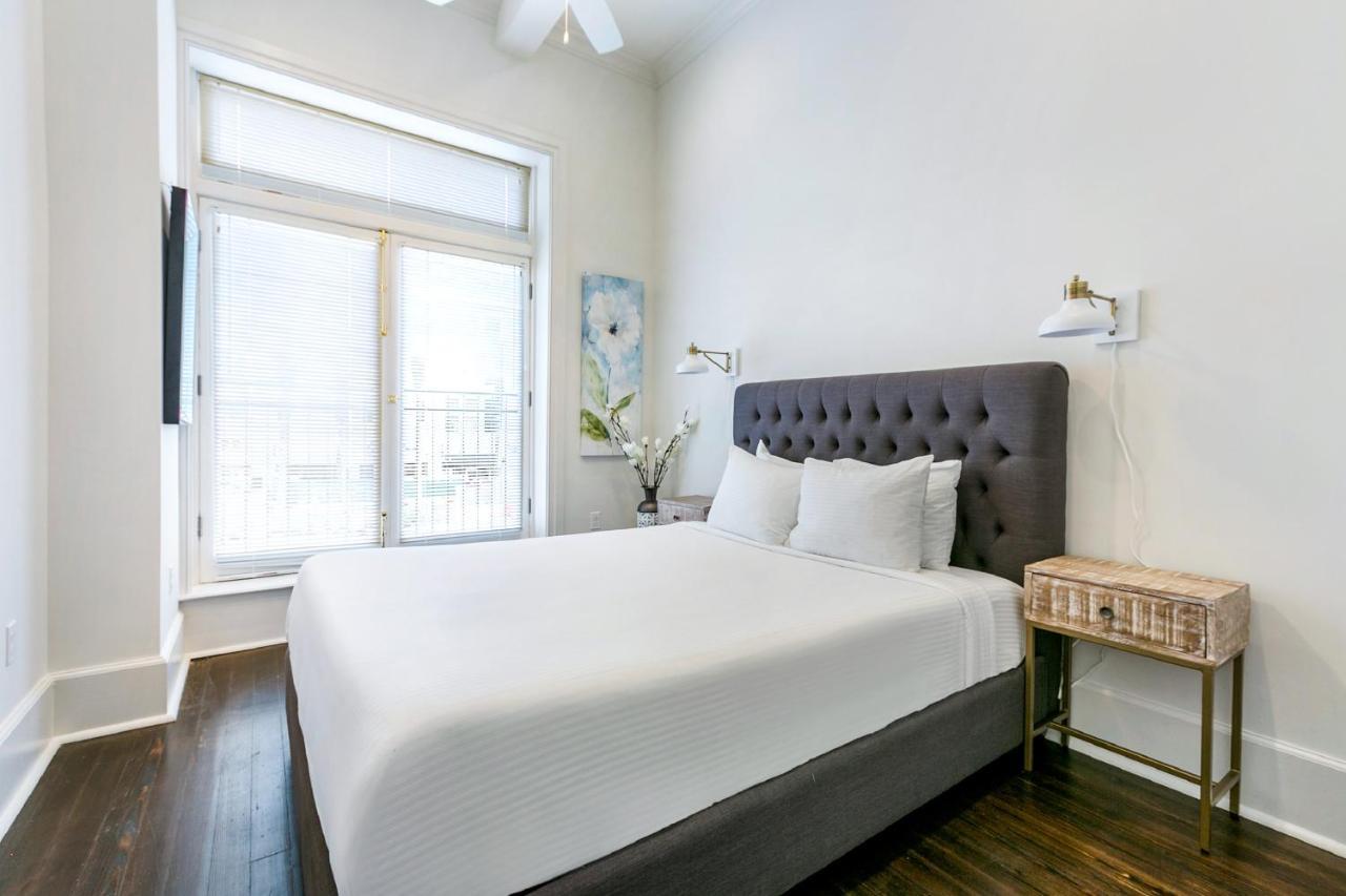 1 And 2 Bedroom Private Condos Steps Away From French Quarter 뉴올리언스 외부 사진